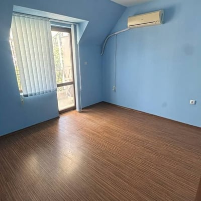 Alquiler de un apartamento acogedor y espacioso, 120 m², Varna, Bulgaria